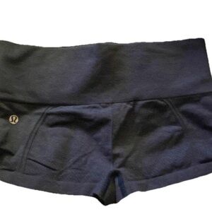 Lululemon Shorts Workout Women’s Size Small , Dark Navy Blue